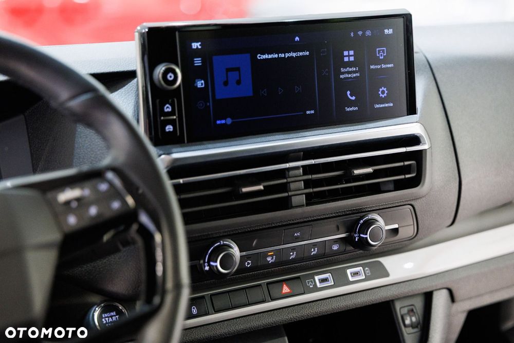 Toyota Proace Verso - 24