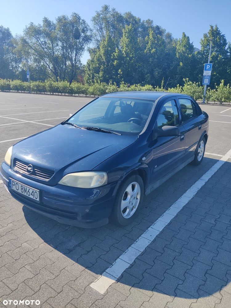 Opel Astra - 1