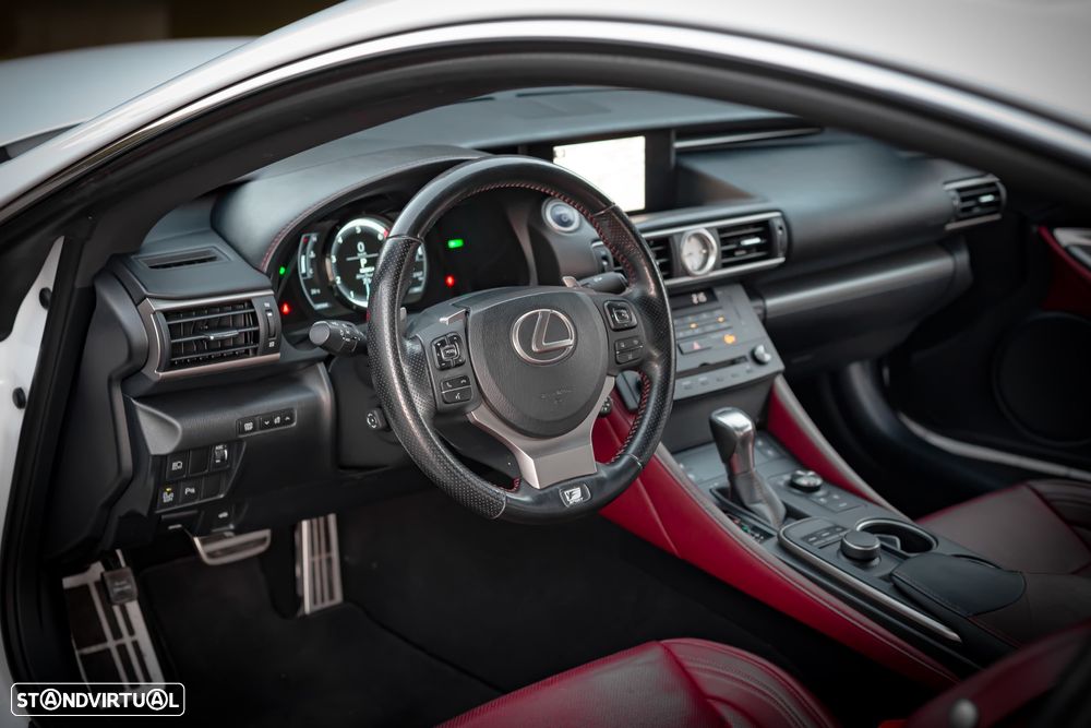 Lexus RC 300h F Sport+ - 35
