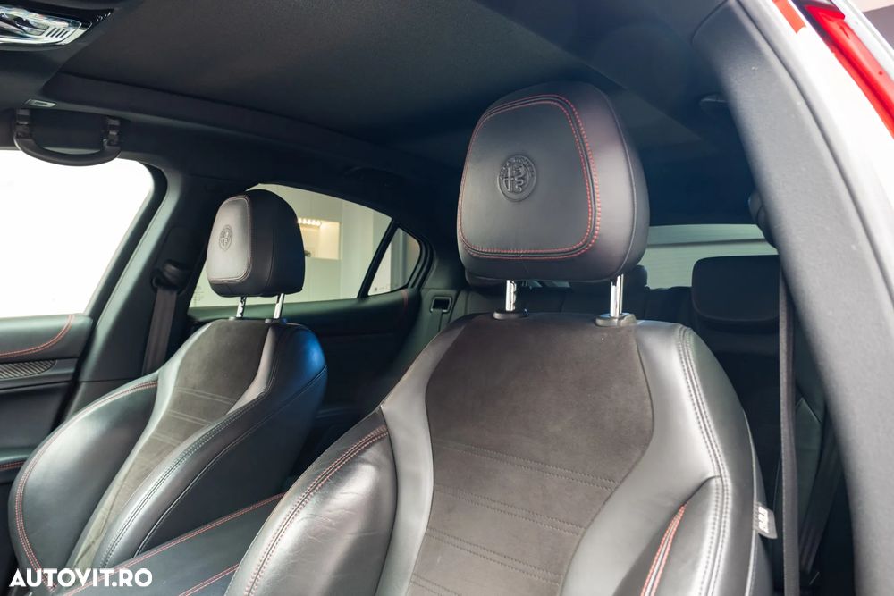 Alfa Romeo Stelvio V6 2.9 Bi-Turbo AT8-Q4 Quadrifoglio - 25