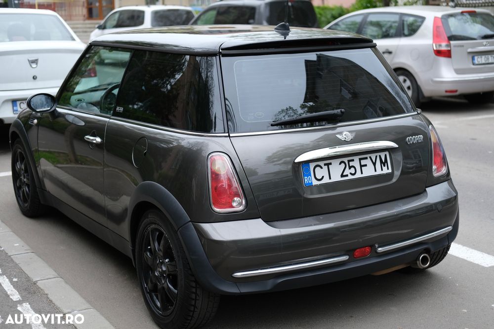 Mini Cooper Standard - 2