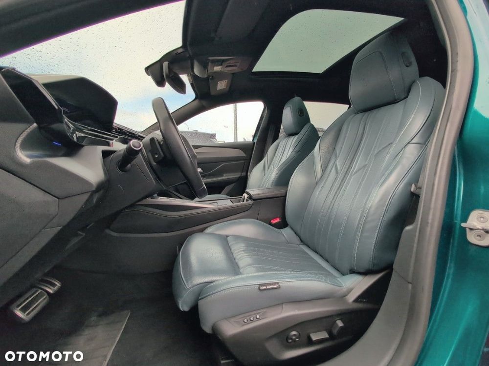 Peugeot 408 - 10