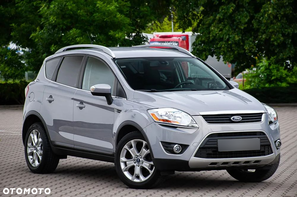 Ford Kuga 2.0 TDCi 2x4 Titanium - 19