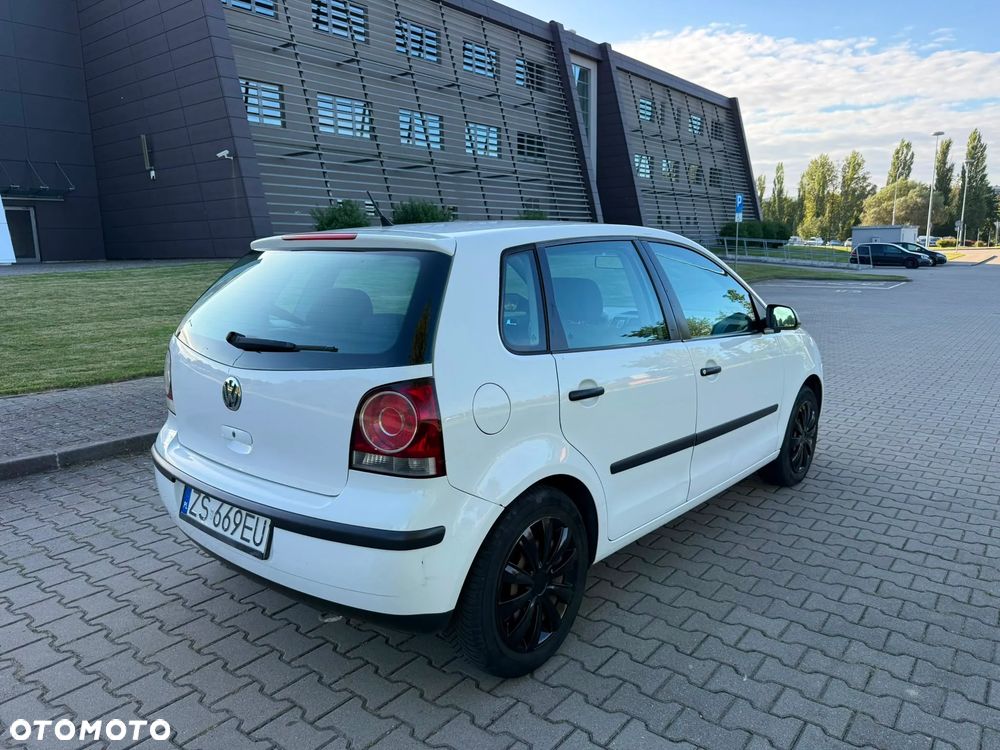 Volkswagen Polo - 6