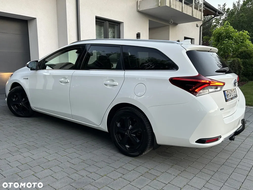 Toyota Auris - 15