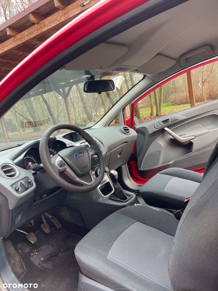 Ford Fiesta 1.25 Trend Edition - 18