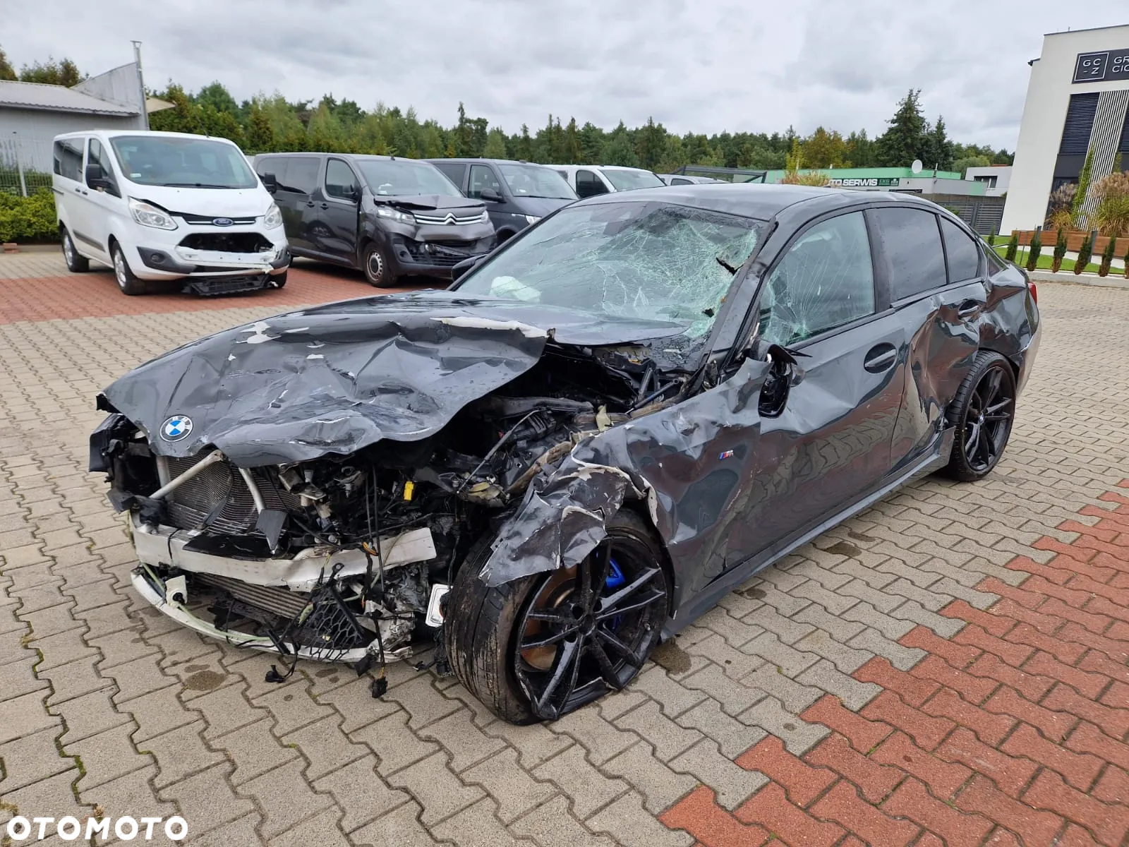 BMW Seria 3 320d M Sport - 4