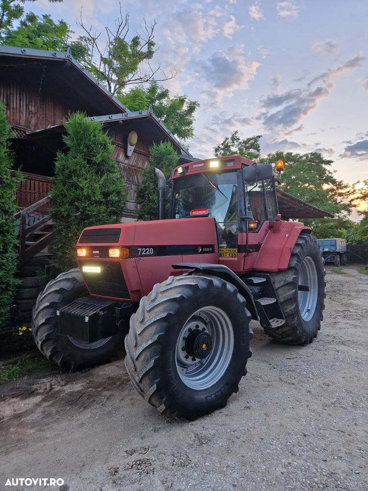 Case IH Magnum 7220 - 4