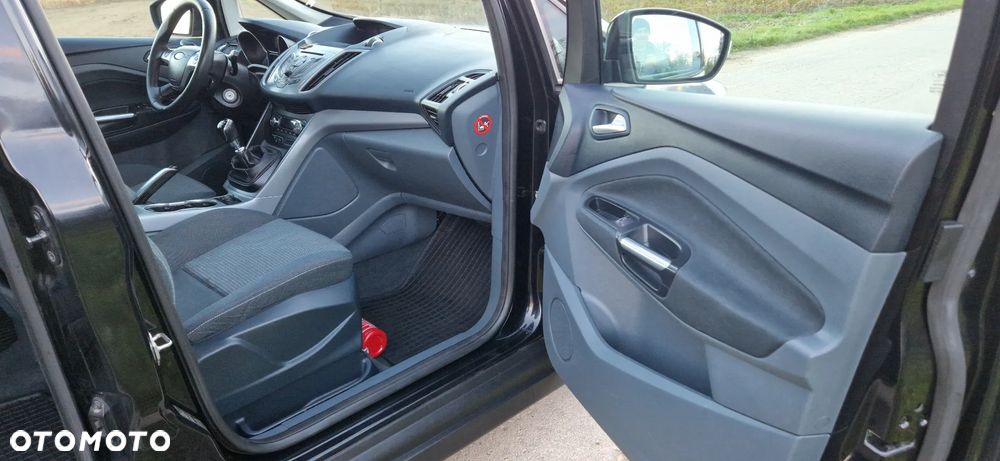 Ford Grand C-MAX - 8