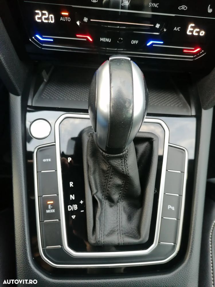 Volkswagen Passat Variant 1.4 TSI Plug-In-Hybrid DSG GTE - 19
