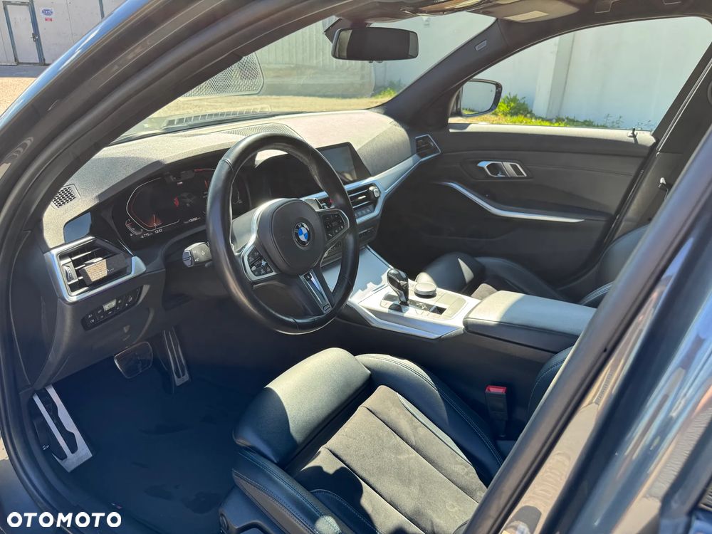 BMW Seria 3 320d xDrive M Sport Shadow - 14