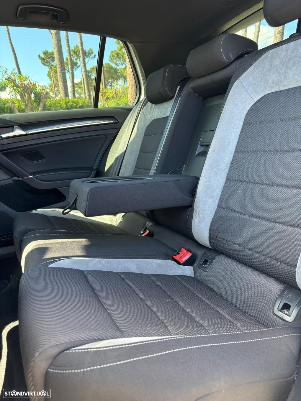 VW Golf 2.0 TSI R DSG - 19