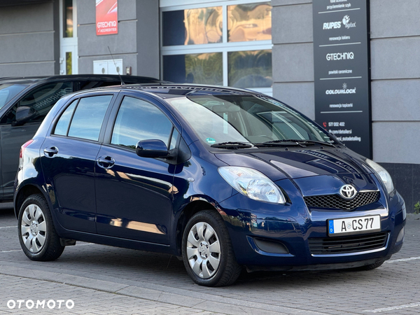 Toyota Yaris 1.0 VVT-i Cool Edition