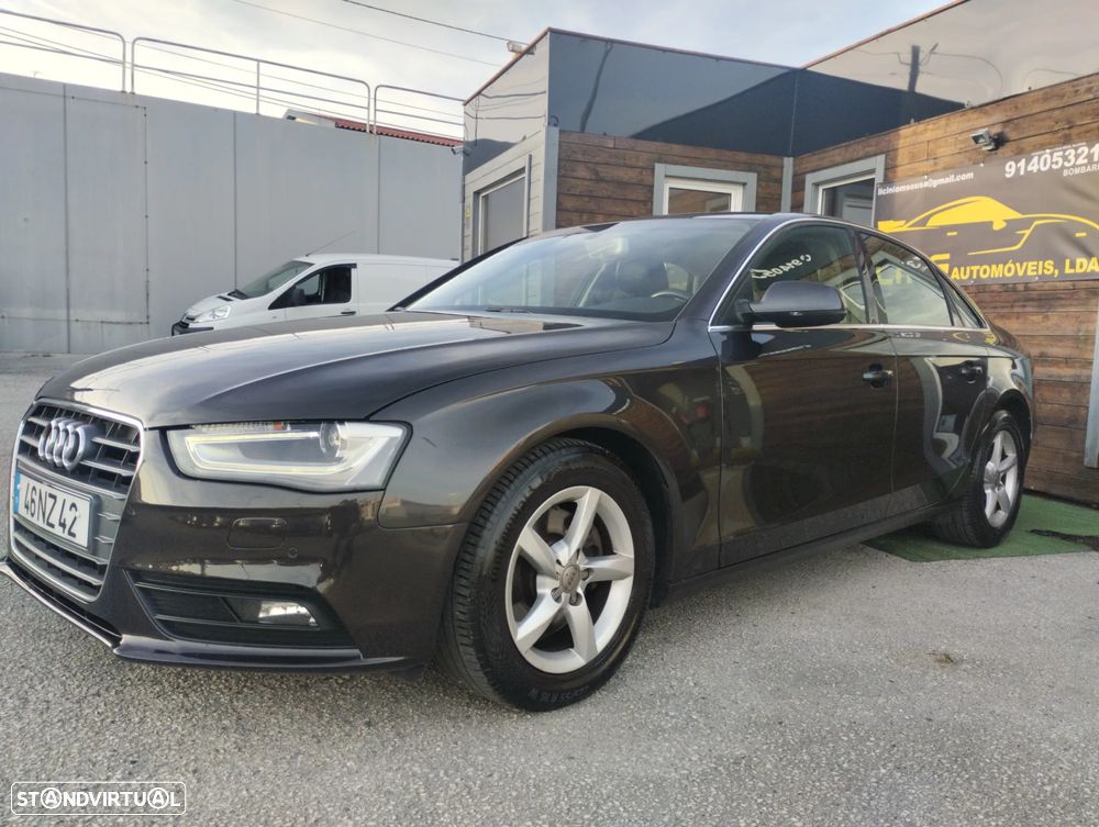 Audi A4 2.0 TDI Business Line Sport - 4