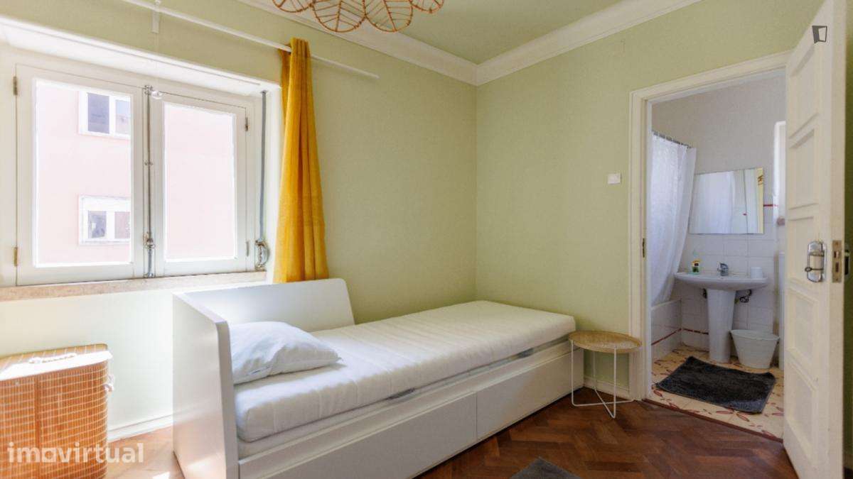 Quarto - localizado em Amoreiras Lisbon - Grande imagem: 2/11