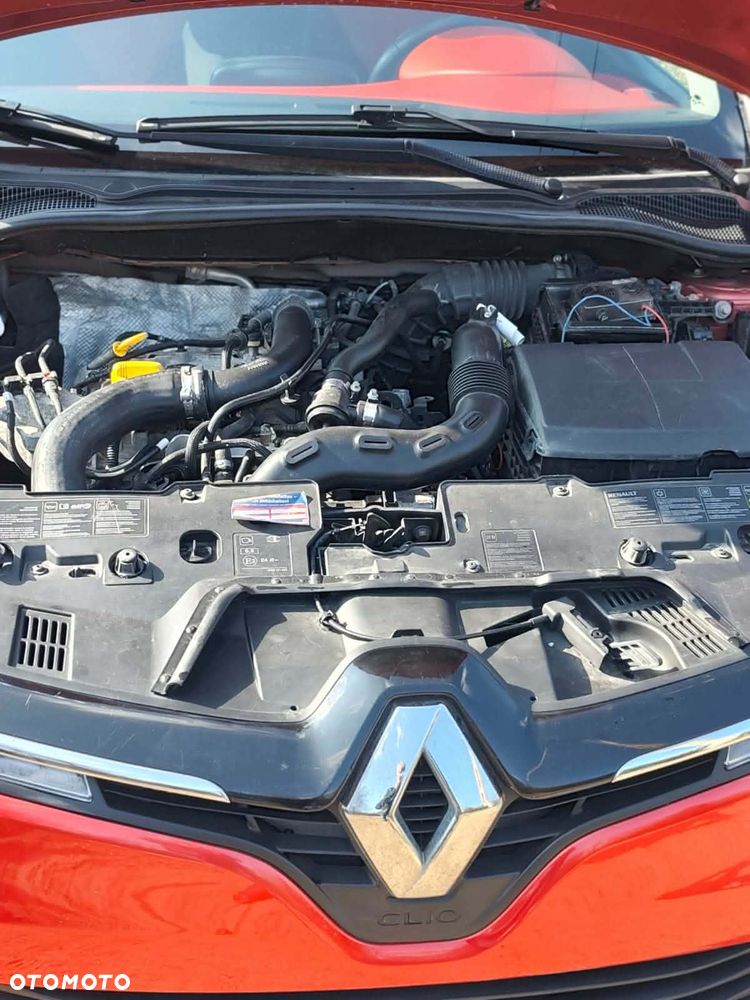 Renault Clio - 15