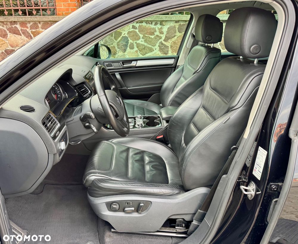 Volkswagen Touareg - 16