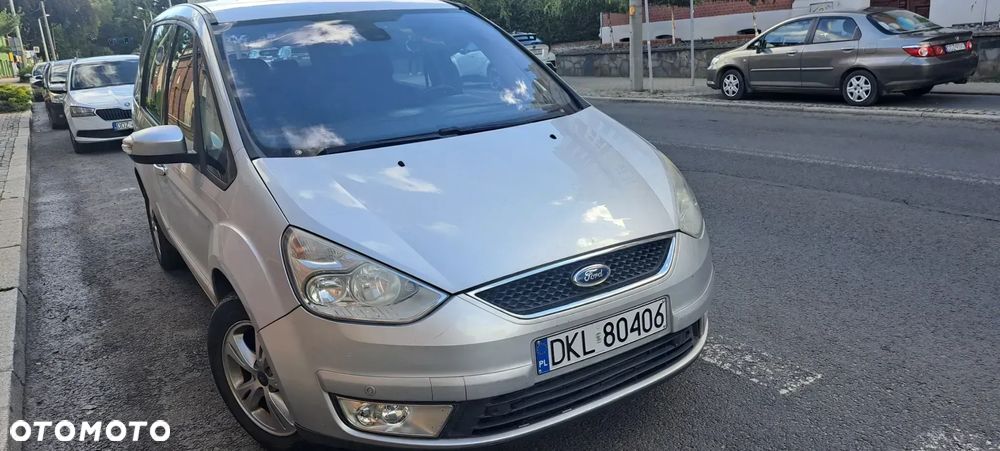 Ford Galaxy 1.8 TDCi Ambiente - 2
