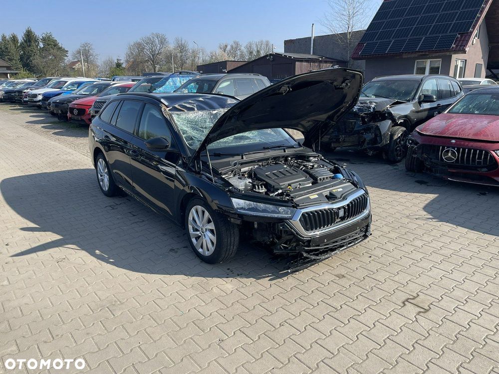 Skoda Octavia 2.0 TDI DSG Edition - 2