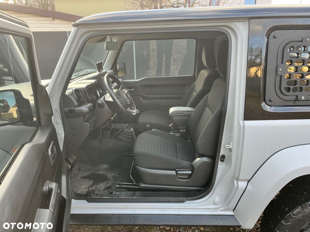Suzuki Jimny 1.5 ALLGRIP Comfort - 34