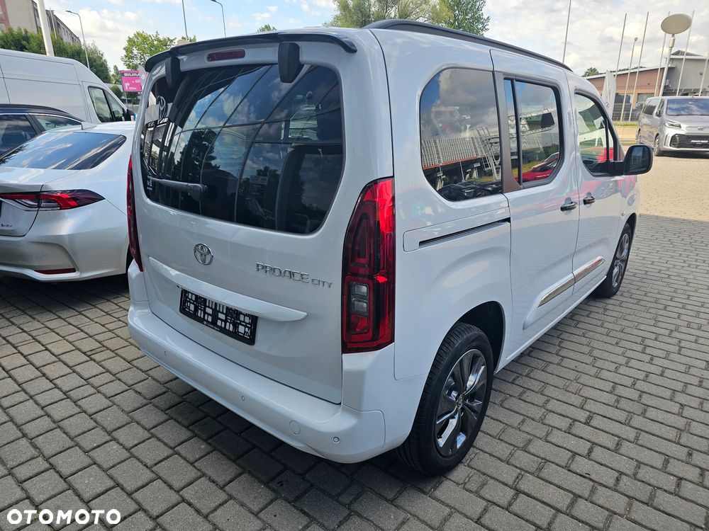 Toyota Proace City Verso - 12