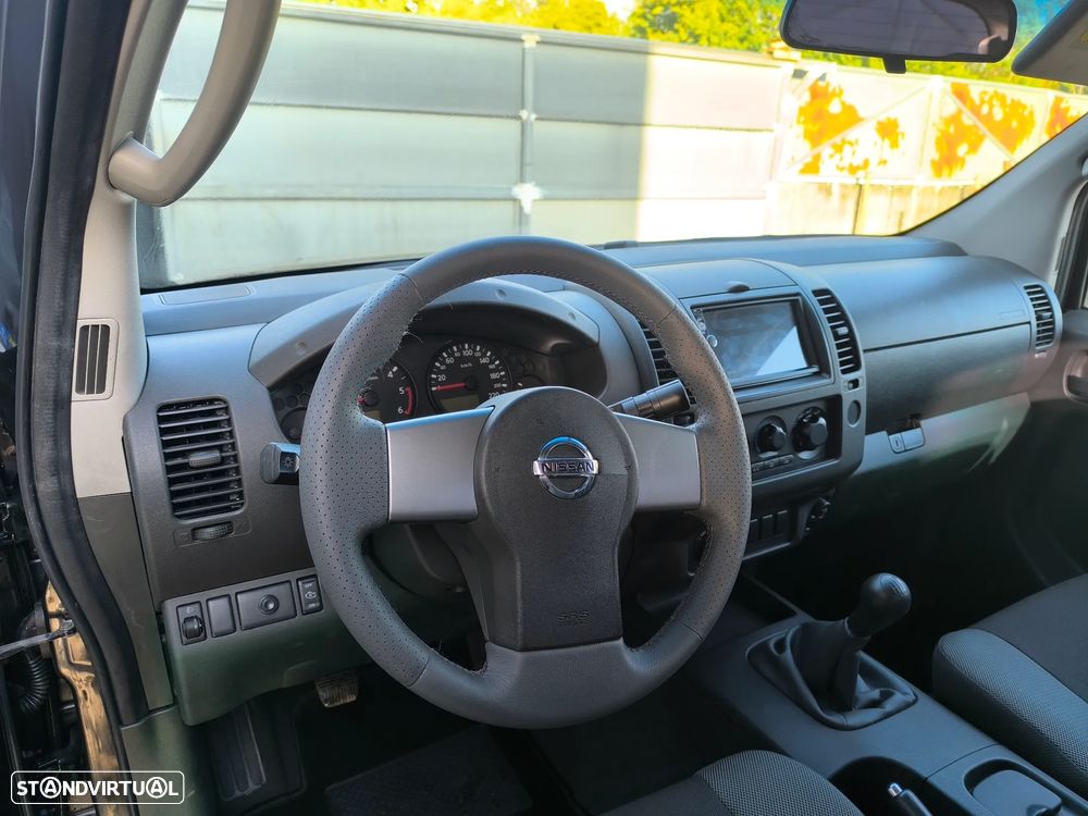 Nissan Navara Business - 12