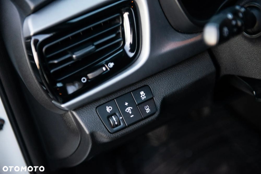 Kia Rio 1.2 Business Line Plus - 21