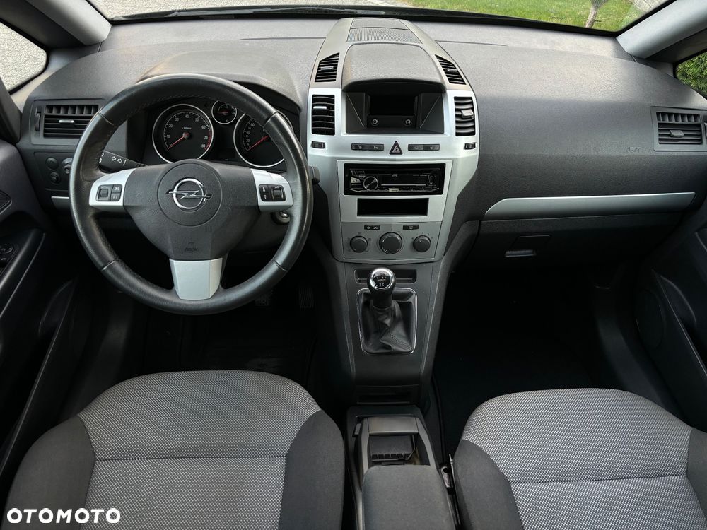 Opel Zafira 1.8 Family Plus - 38