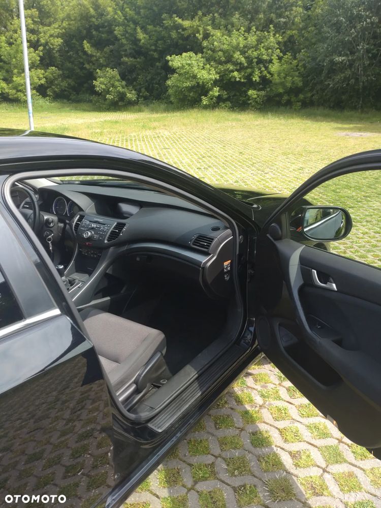 Honda Accord 2.0 Lifestyle - 8