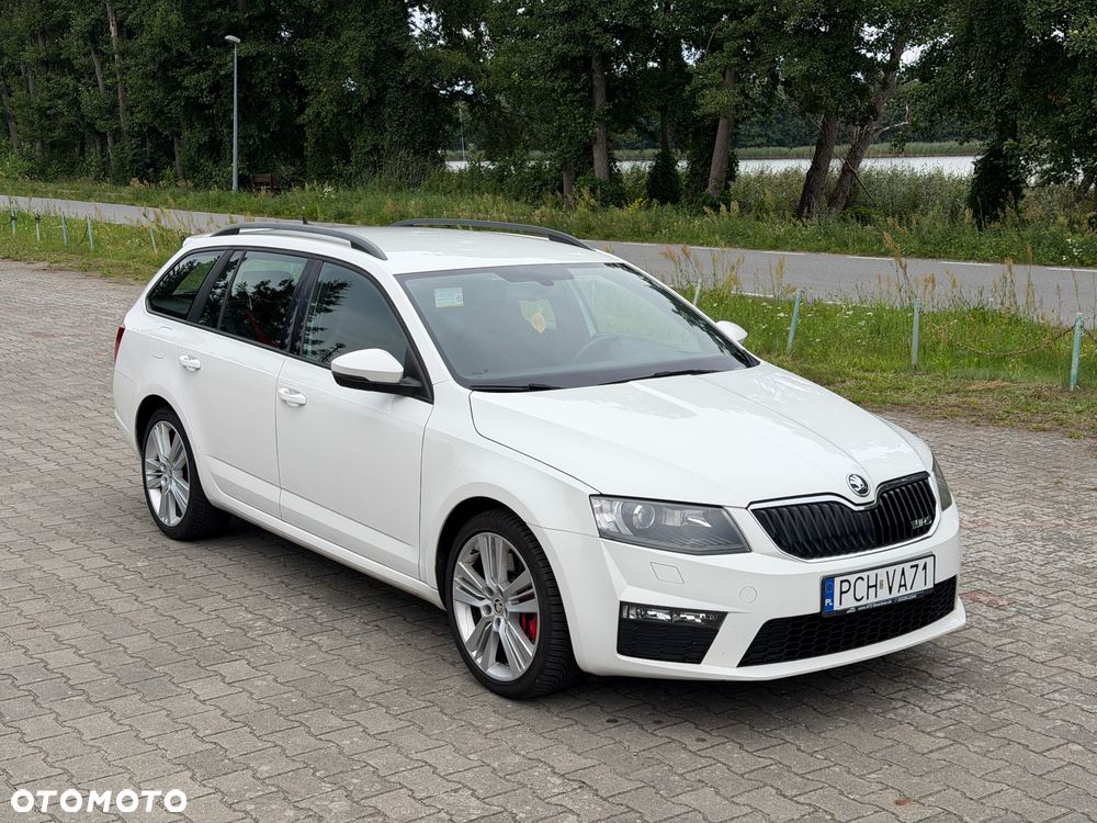 Skoda Octavia 2.0 TDI DSG RS - 4