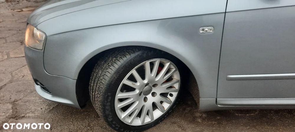 Audi A4 Avant 2.0 TDI Quattro - 13