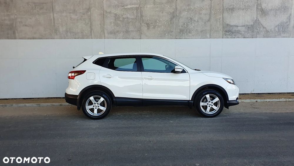 Nissan Qashqai 1.5 dCi Tekna - 8