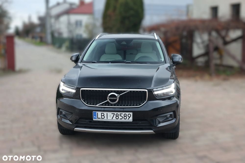 Volvo XC 40 T5 AWD Momentum - 6