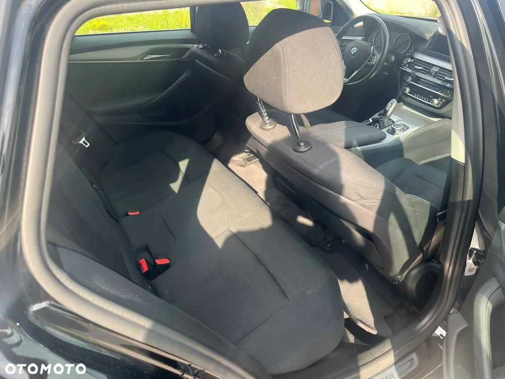 BMW Seria 5 520i GPF Business Edition - 9
