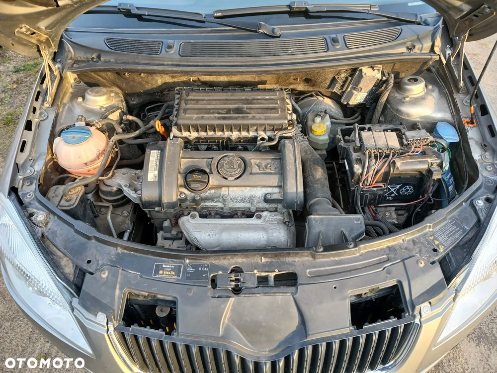 Skoda Roomster 1.4 16V Style - 17