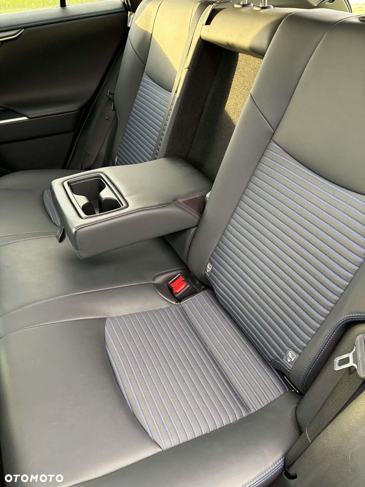 Toyota RAV4 - 21