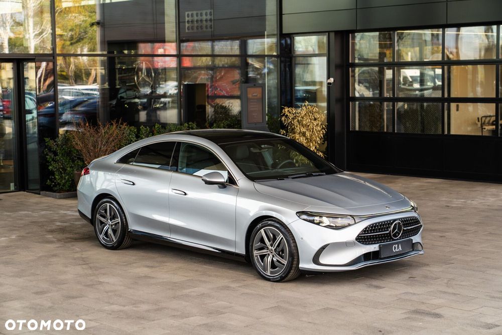 Mercedes-Benz CLA - 8
