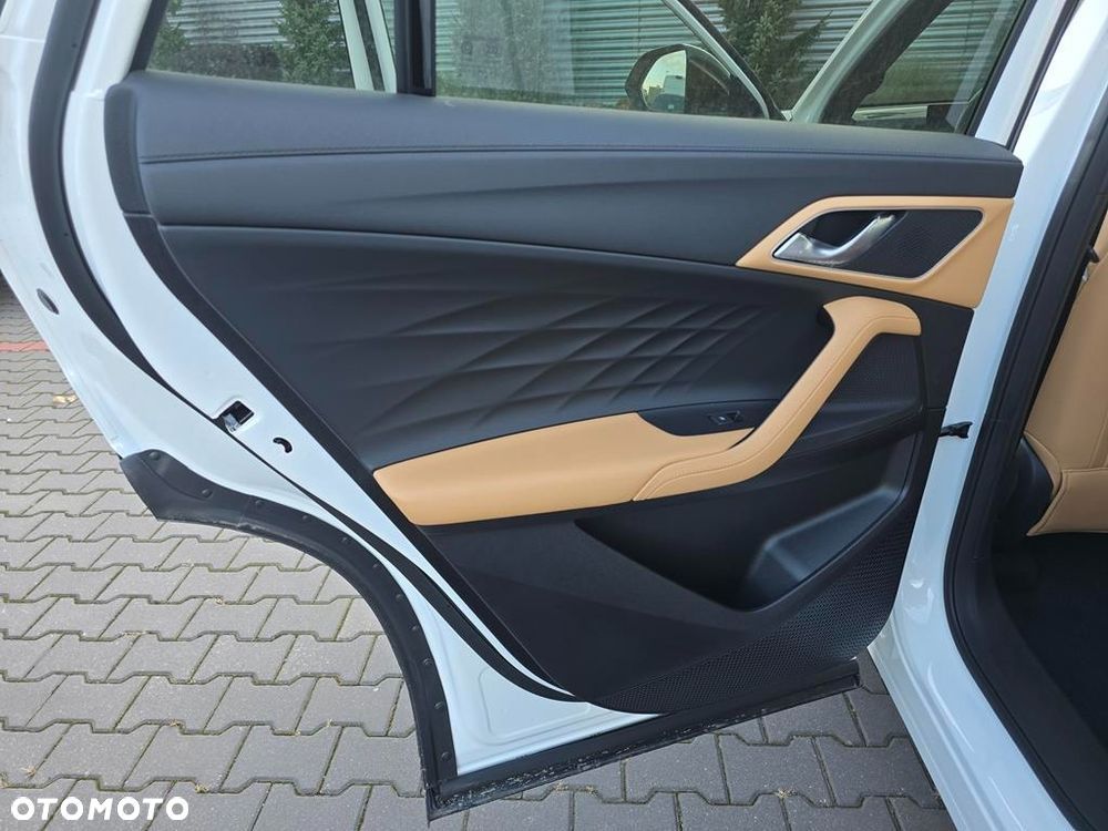 MG HS 1.5T HEV+ Exclusive - 8