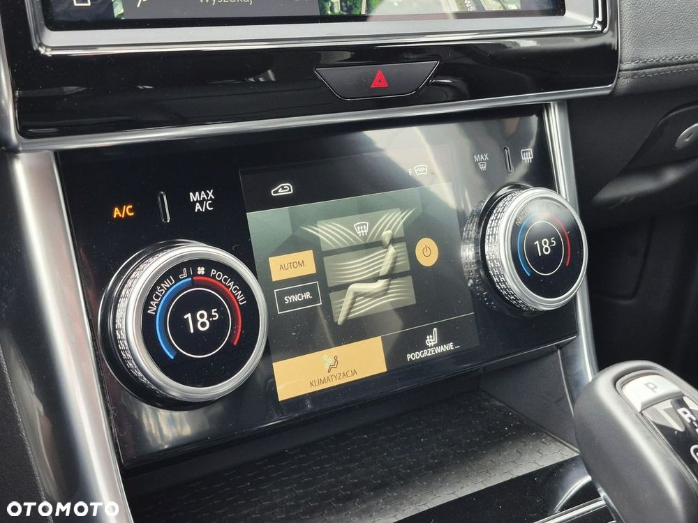 Jaguar XE D200 AWD SE - 35