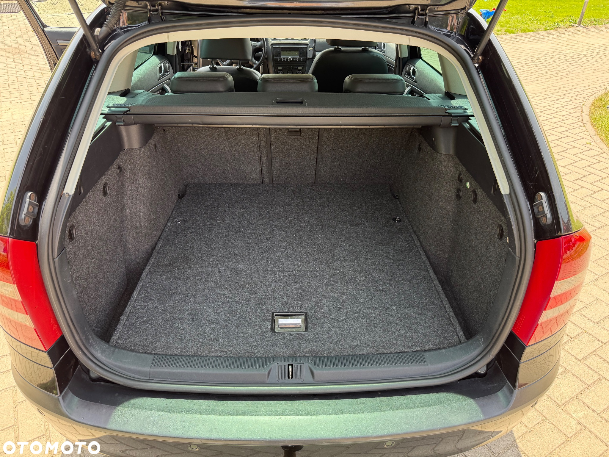 Skoda Octavia 2.0 TDI Ambiente - 14