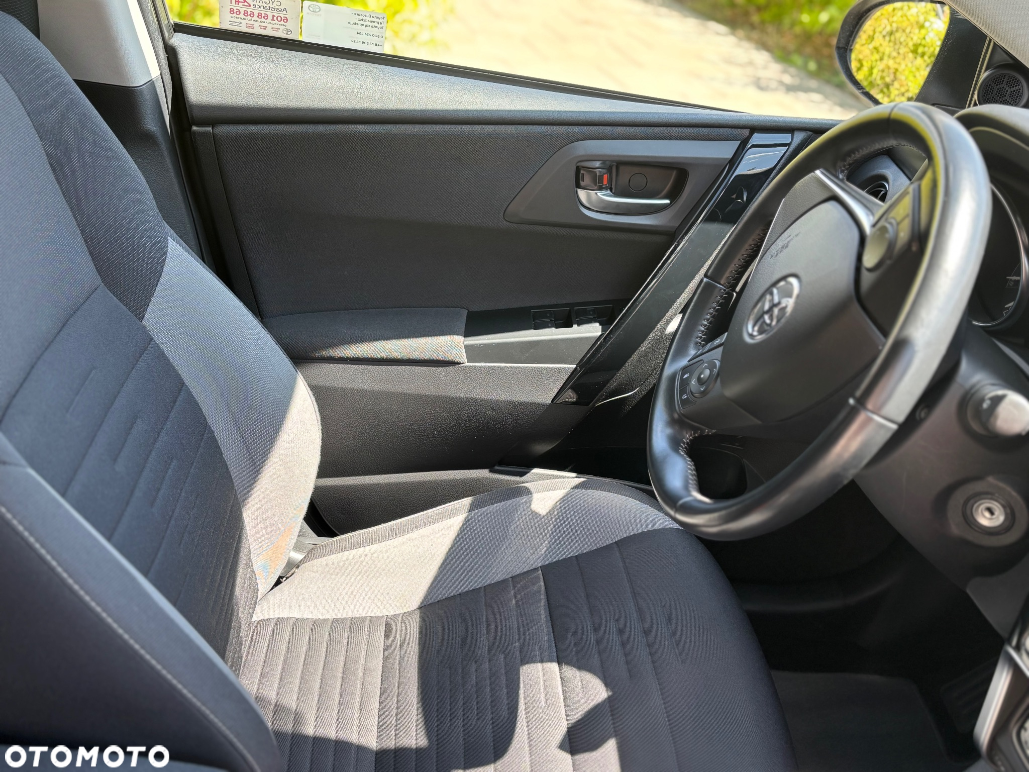 Toyota Auris 1.2 T Premium - 6