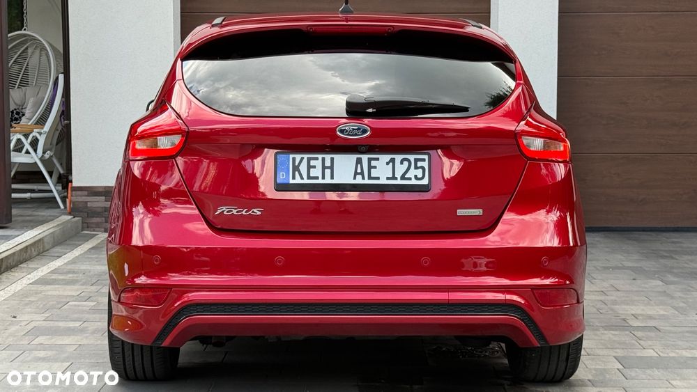 Ford Focus 1.0 EcoBoost Start-Stopp-System ST-LINE DESIGN - 28