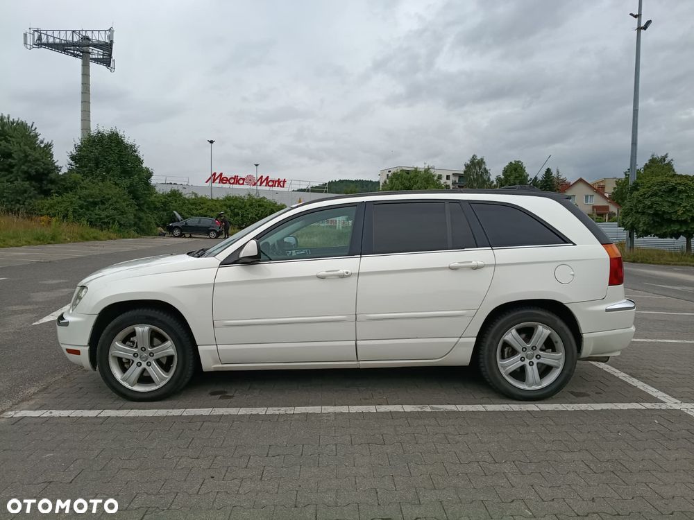 Chrysler Pacifica - 4