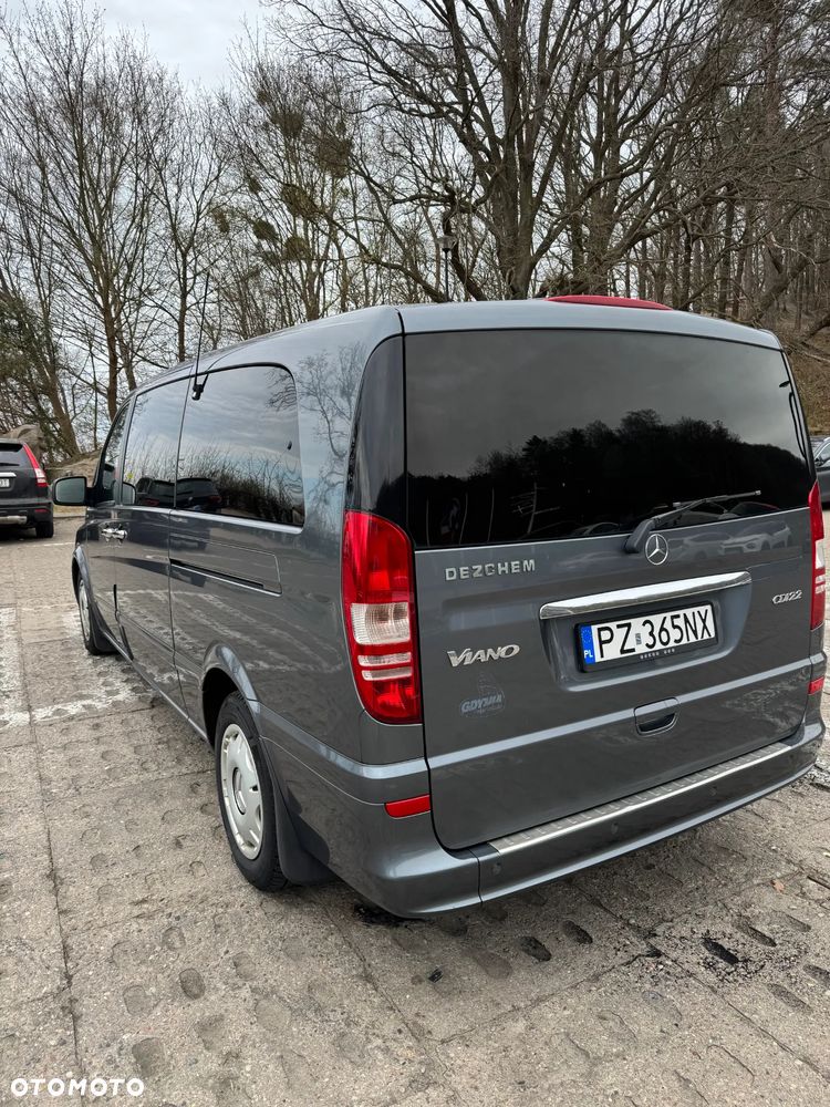Mercedes-Benz Viano - 12