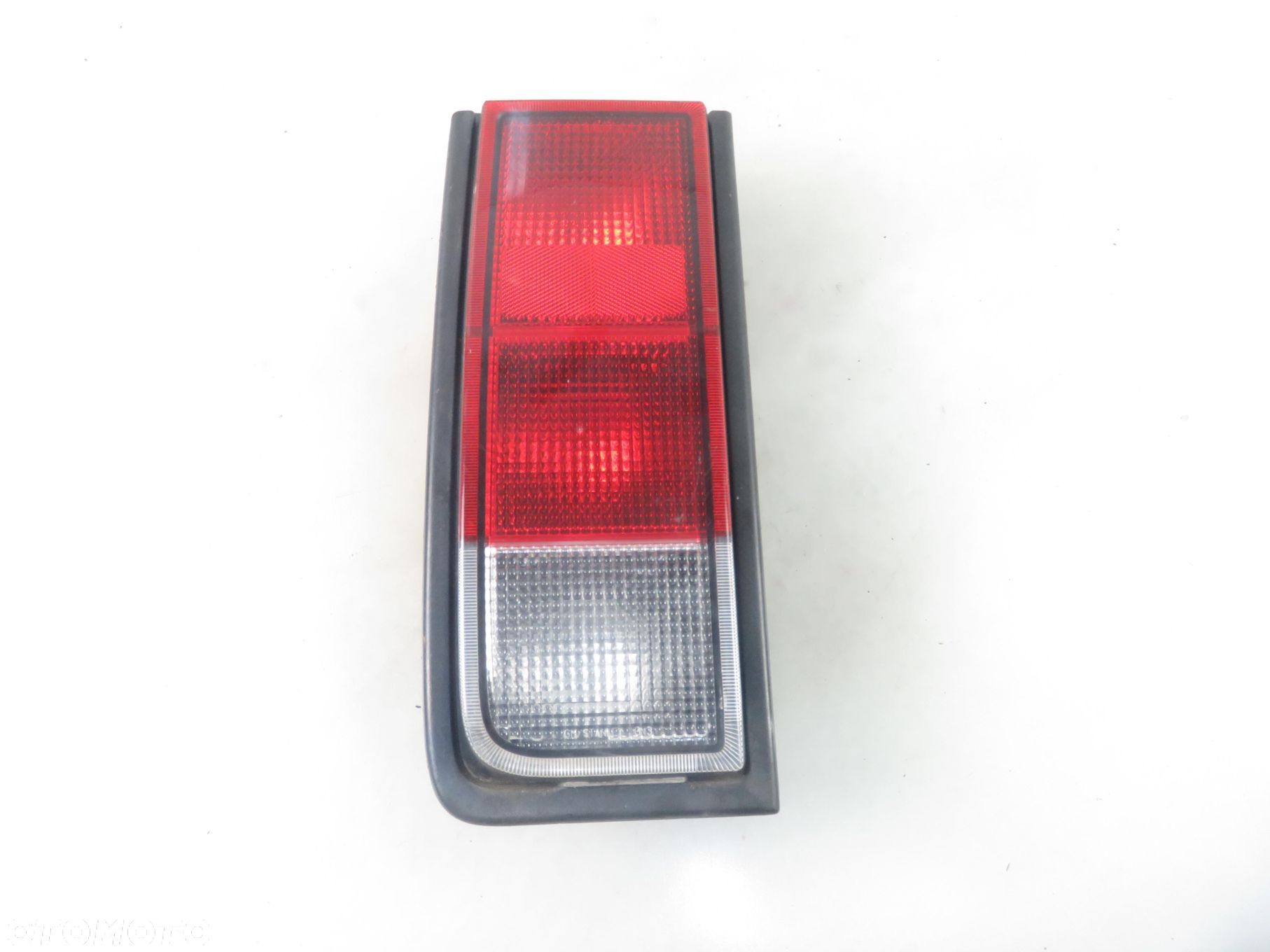 LAMPA LEWA TYLNA HUMMER HUMMER H2 15193458 - 1