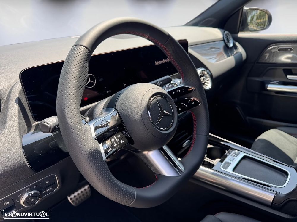 Mercedes-Benz GLA 250 e AMG Line - 16