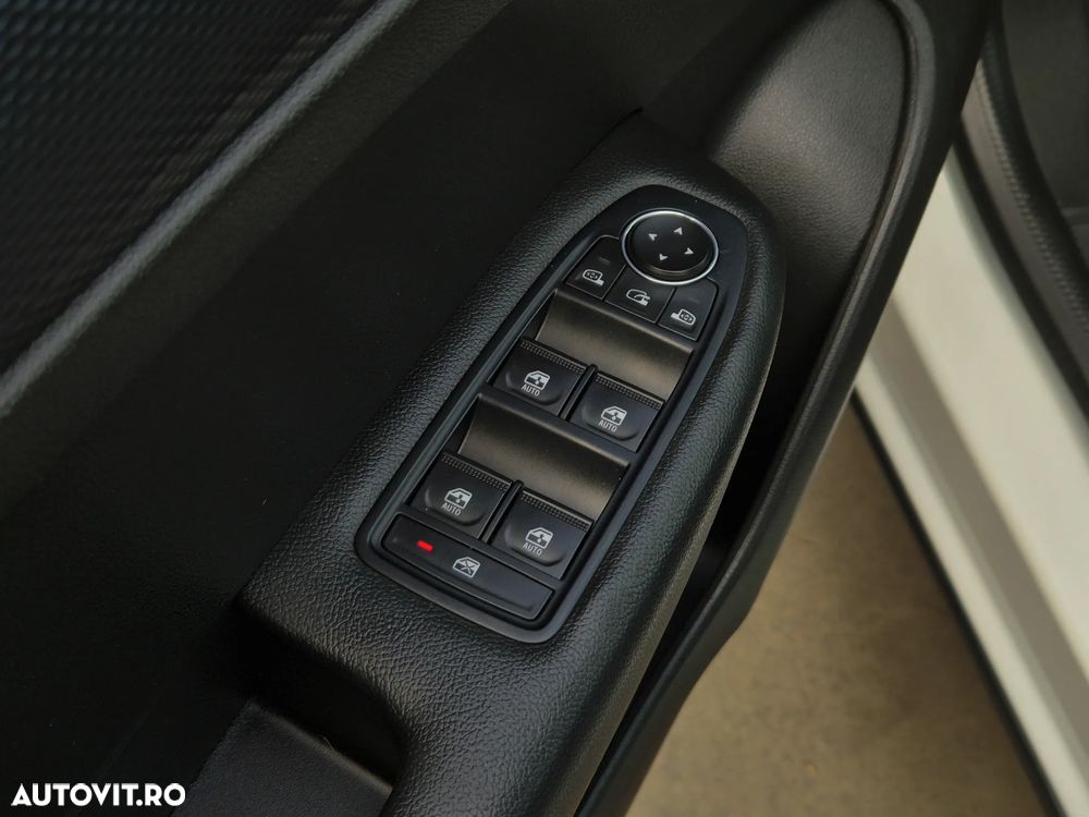 Renault Arkana E-TECH Full 145 Evolution - 24