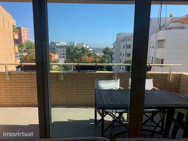 T3 na Foz com varanda com vista mar e rio - Grande imagem: 4/23