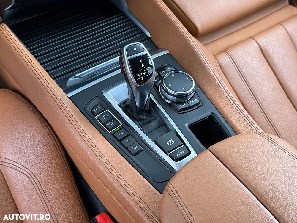 BMW X6 xDrive30d - 23