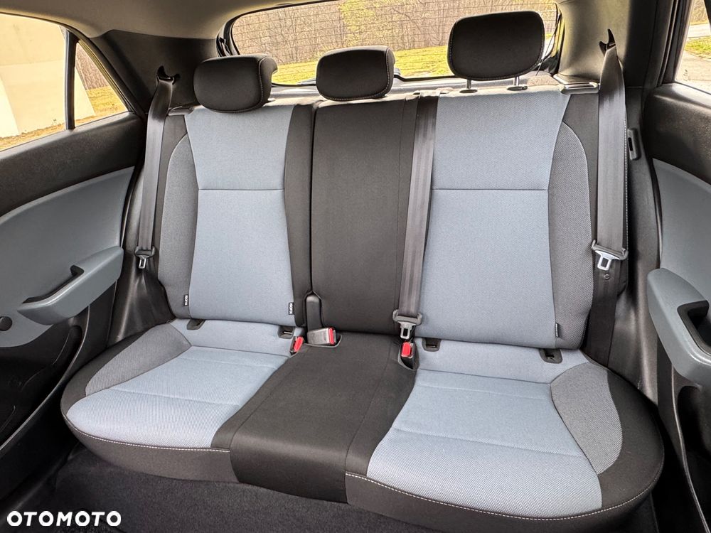 Hyundai i20 1.2 GO - 28